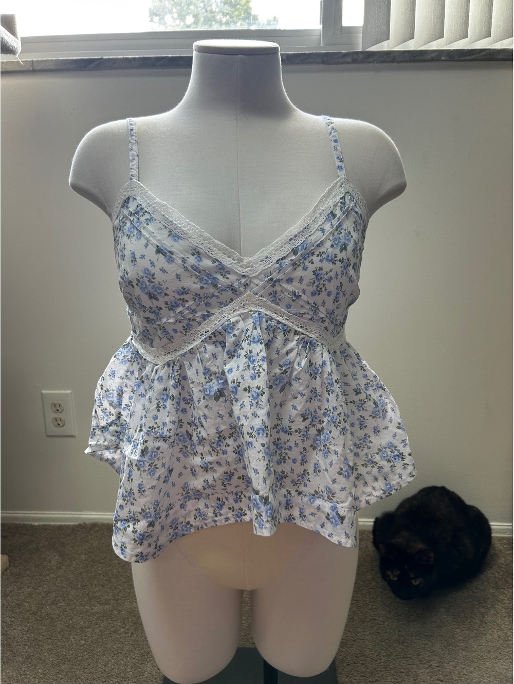 NWT Hollister Lace Top